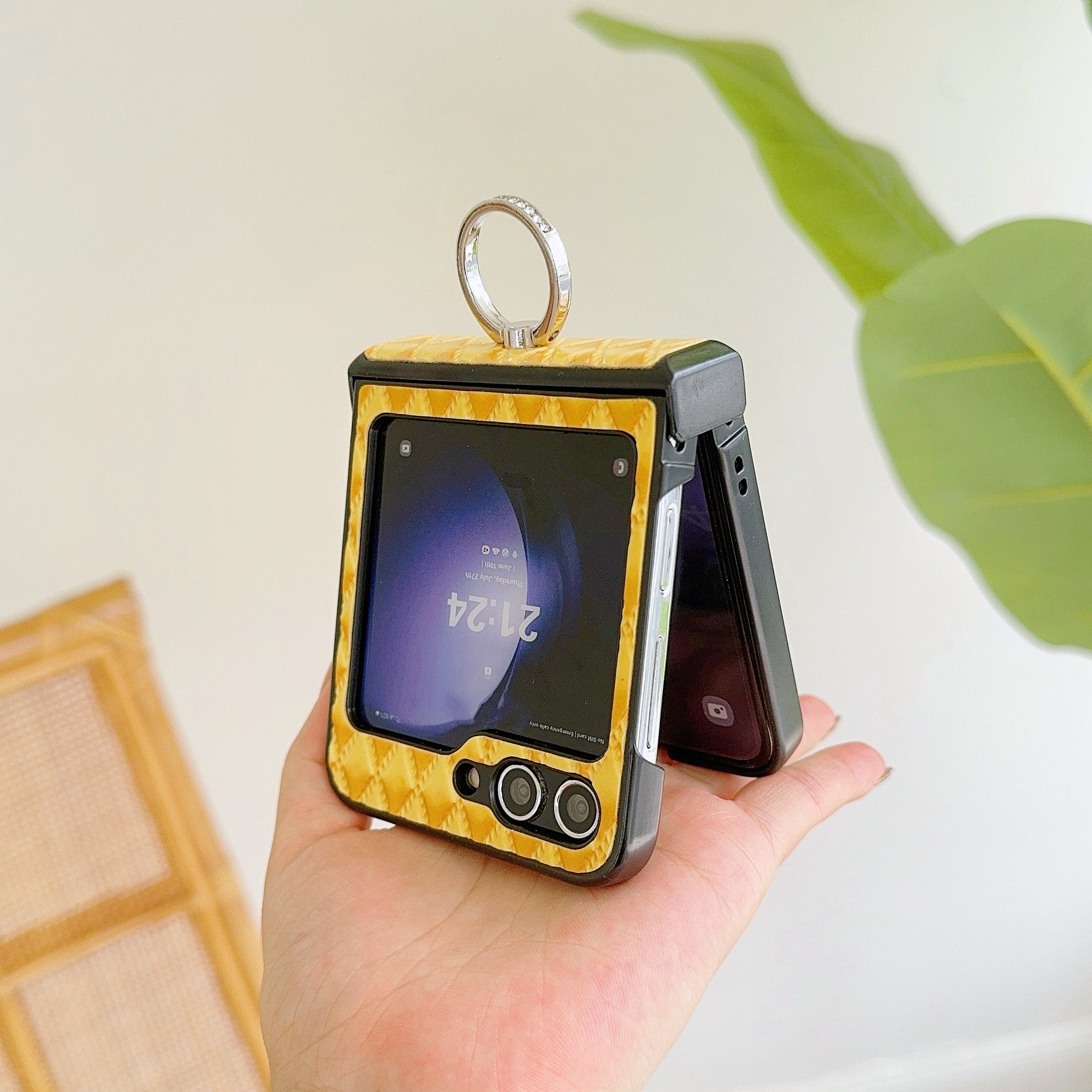 For Samsung Galaxy Z Flip6 5G Rhombus Imprinted PU Leather Coated PC Phone Cover with Ring Kickstand - Yellow For Samsung Galaxy Z Flip6 5G Rhombus Imprinted PU Leather Coated PC Phone Cover with Ring Kickstand - Yellow